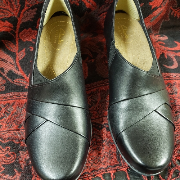 Clarks Women's Rosalyn Adele Slip-On Loafer Black US 7.5 - Picture 2 of 5